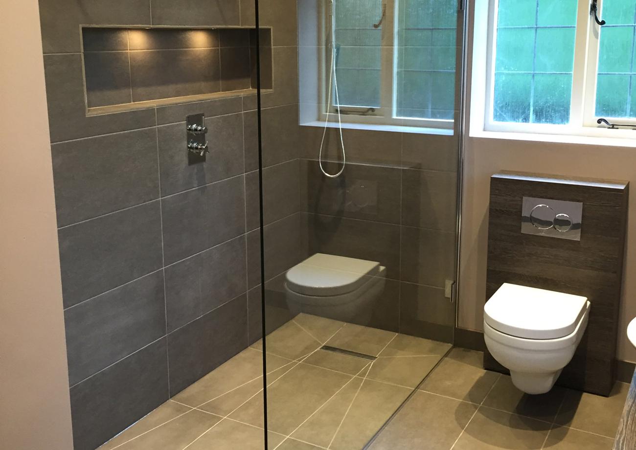 Bathroom installation in Sevenoaks | VS Homes gallery image 5